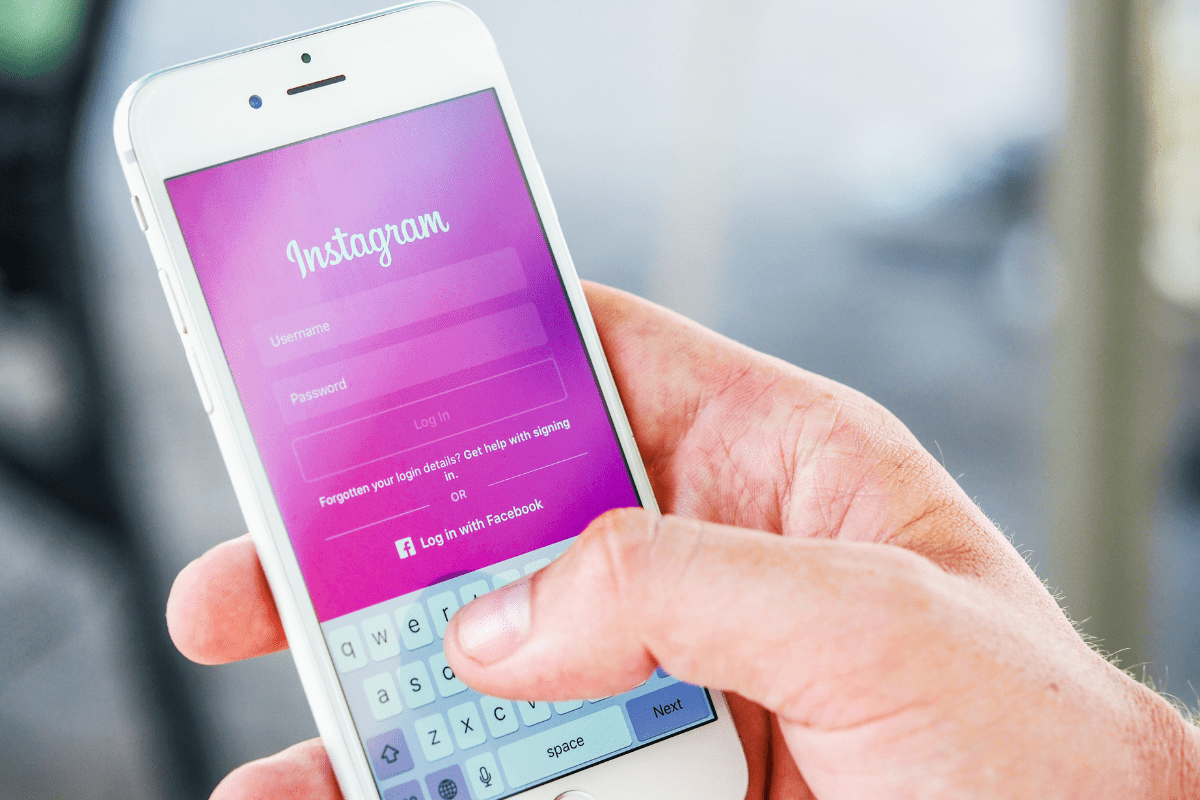 Uważaj na fałszywe konta! Jak sprawdzić czy konto na Instagramie jest prawdziwe?